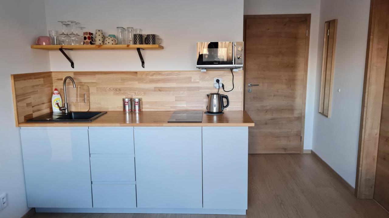 Apartmany Zamecka Jilemnice Zewnętrze zdjęcie
